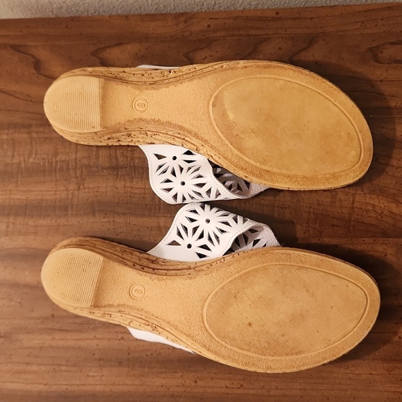 Spring Step White Leather Upper Thong Cut-Out Sandal White Size 9 - Picture 4 of 6